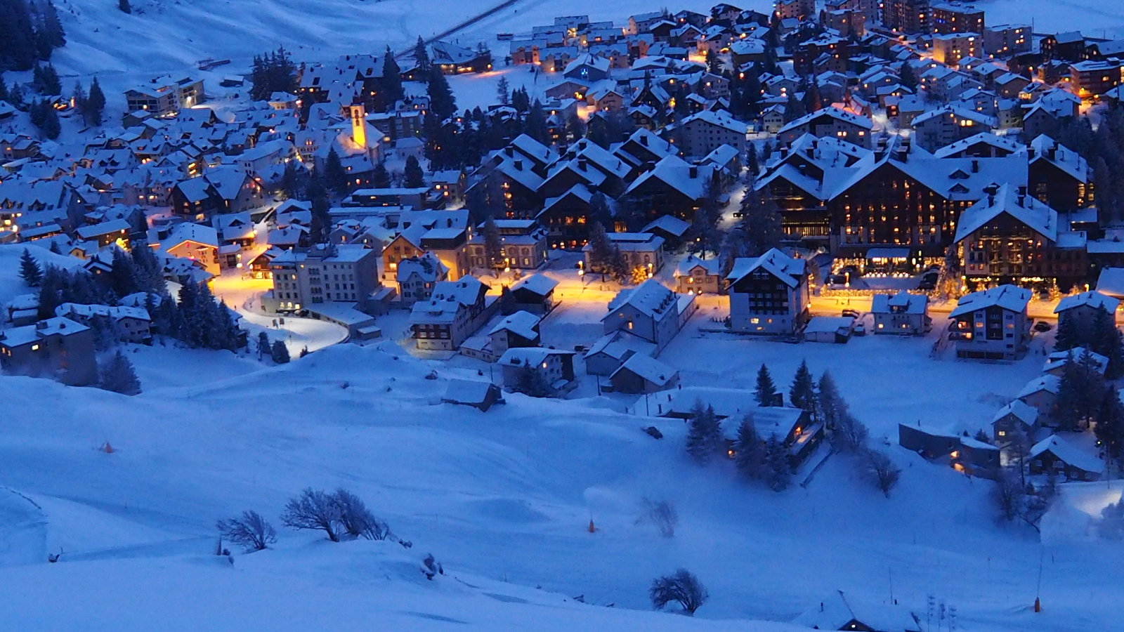 Andermatt esti fényei