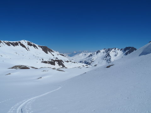 a völgyből jöttem