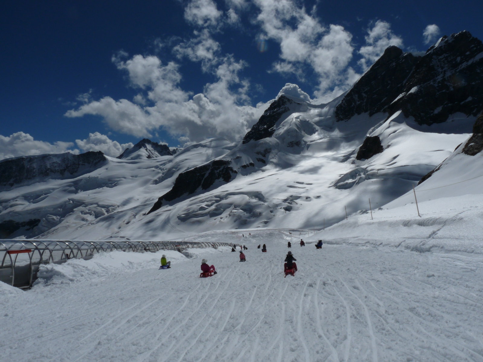 szánkózni is lehetett
