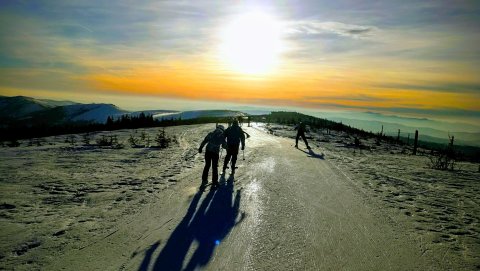 Naplemente a gerincen