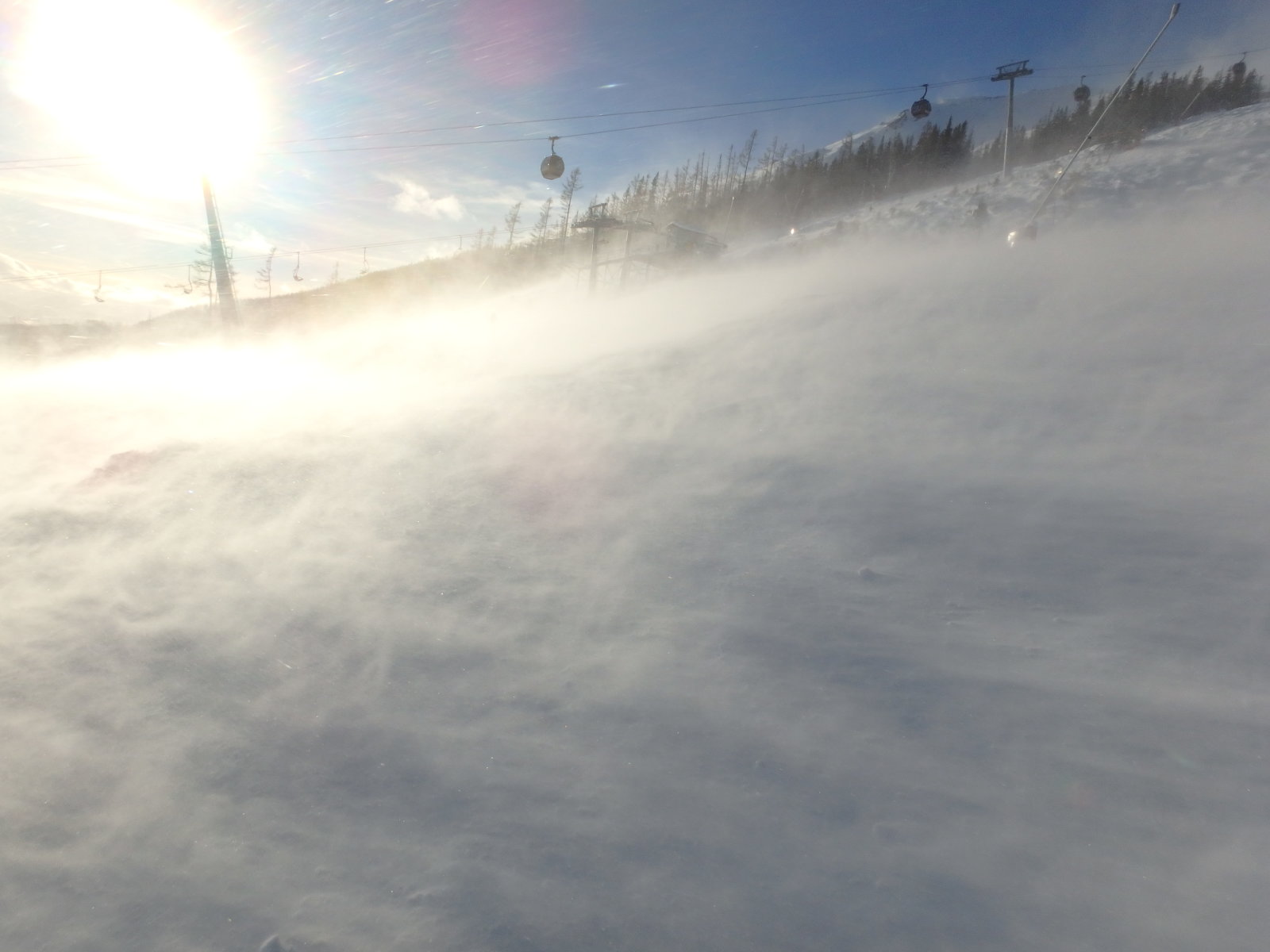 Gyönyörű a porhó