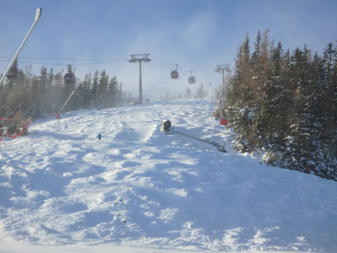 A pálya előkészítve buckasíelés világkupa futamra