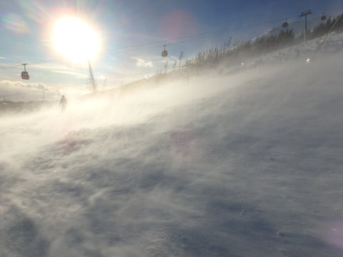 Sejtelmes csillogás