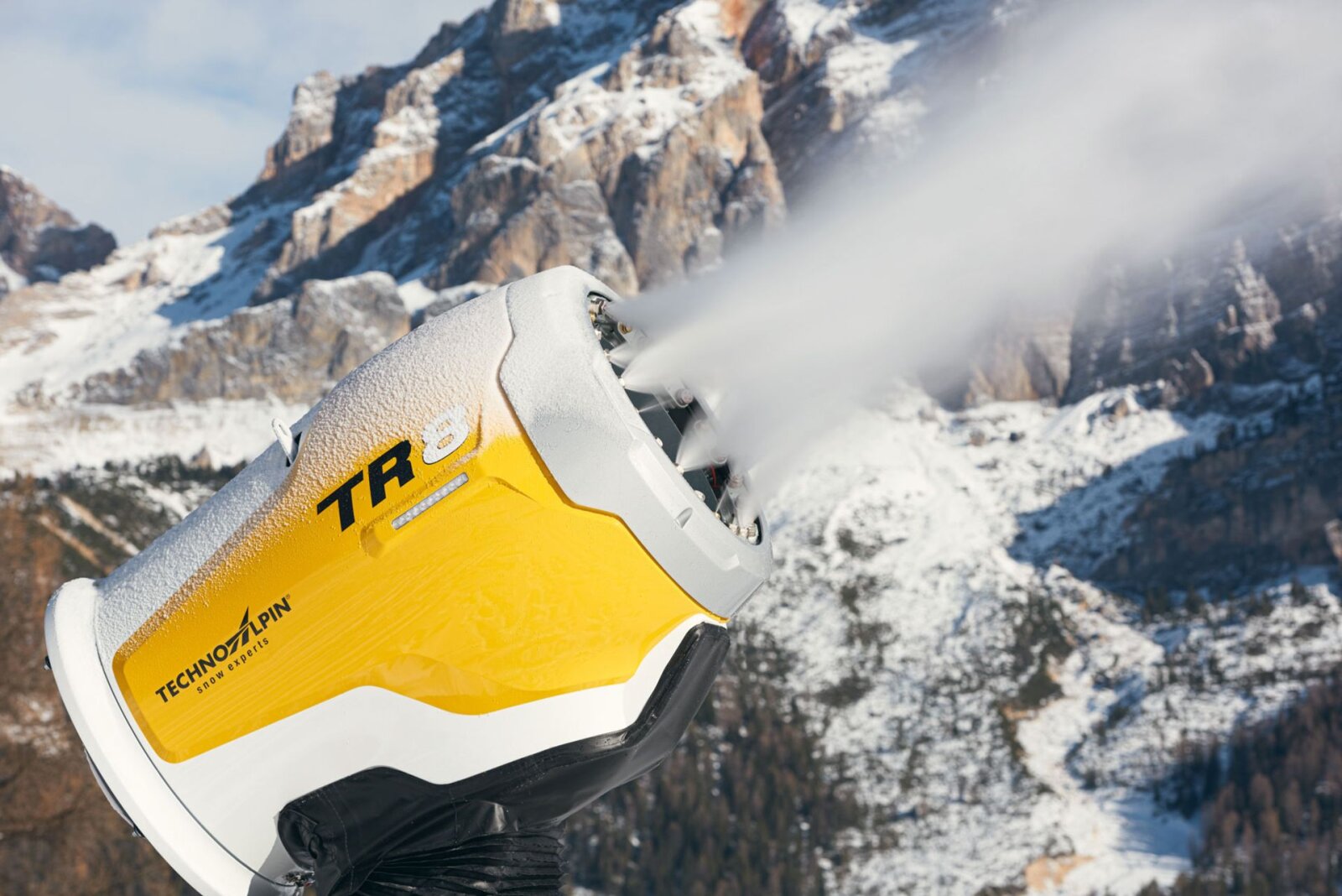 A TechnoAlpin TR8-as típusú hóágyúja I Fotó: technoalpin.com