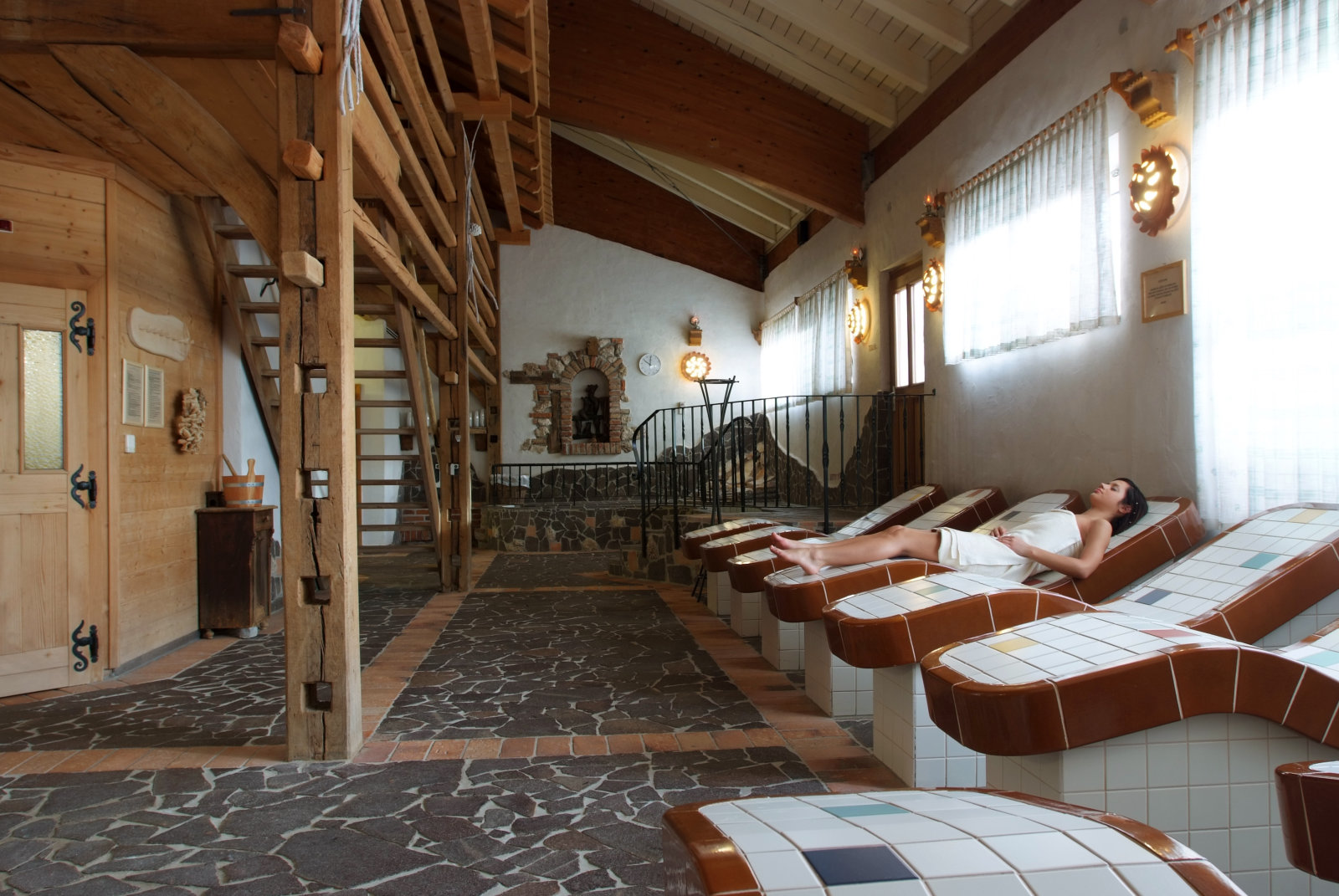 14-Sauna-village1.JPG