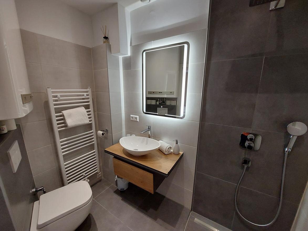 Low budget studió A1