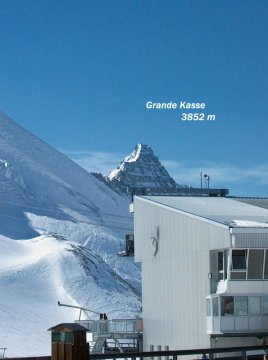 Grande Casse a terasz mögött