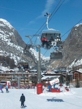 Központban a Solaise felvonó alatt