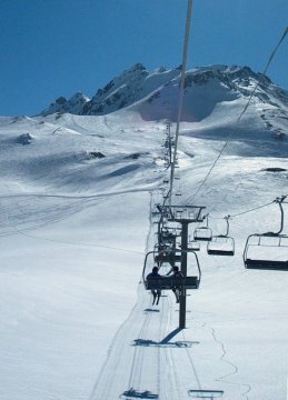 Majd azzal fel a Nyak-ra