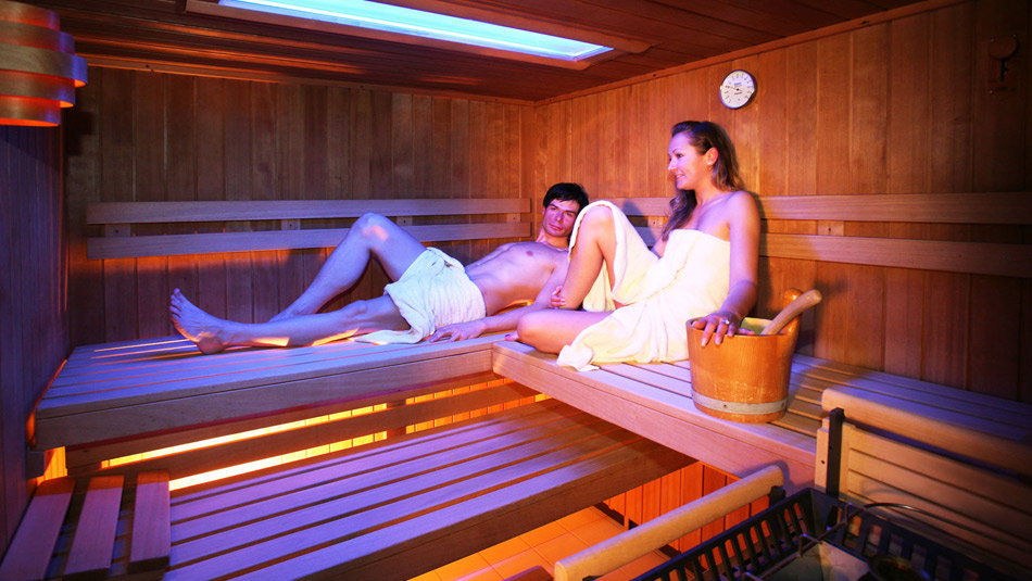 top-tirol-sauna.jpg