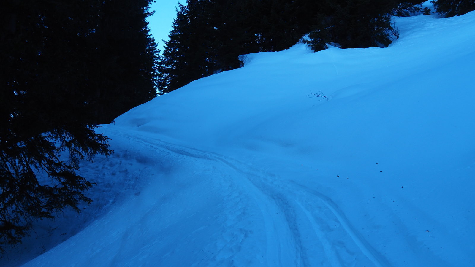 Nyári túraútvonalon vezetett az út