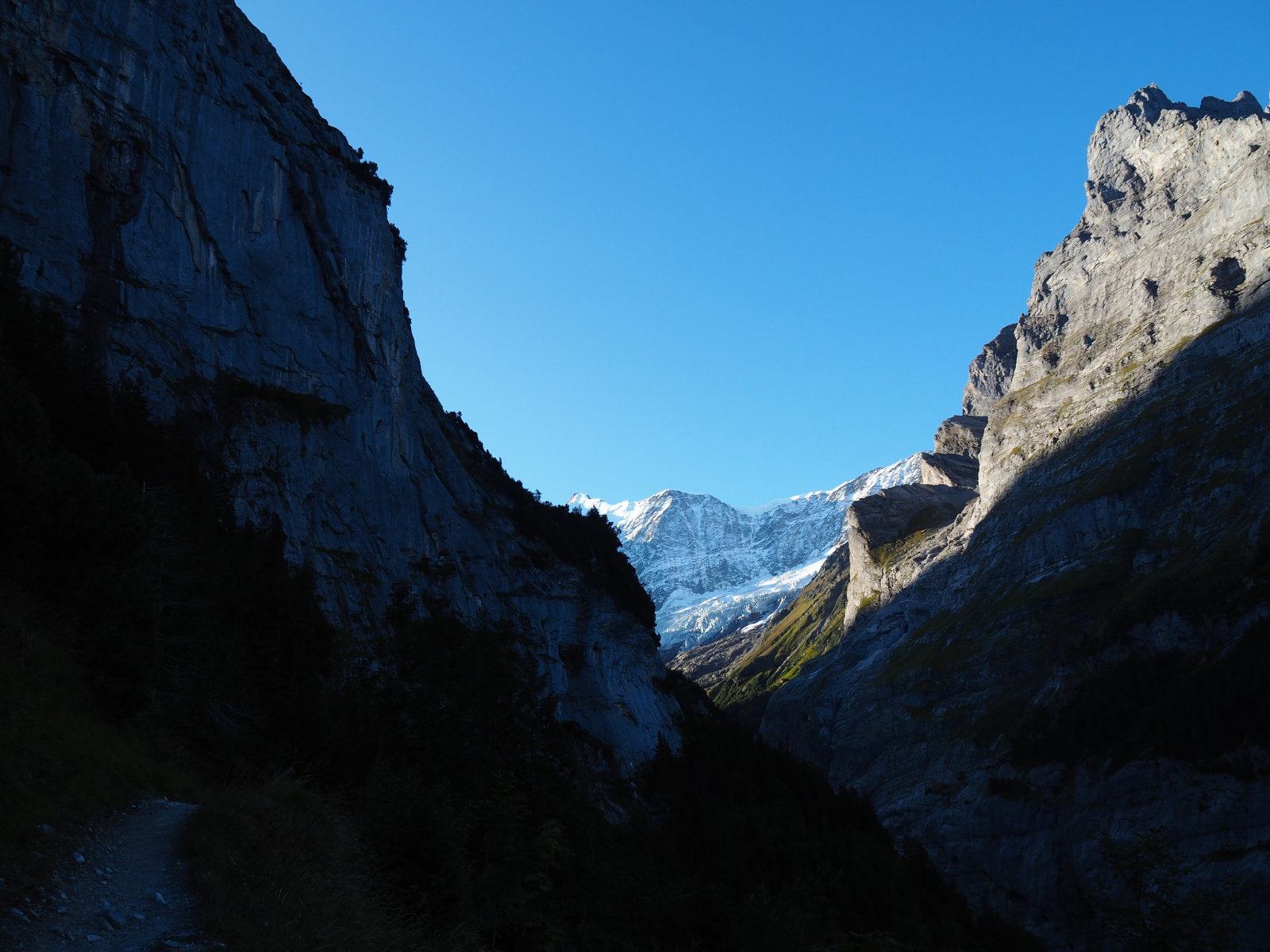 a Bäregg hütte felé