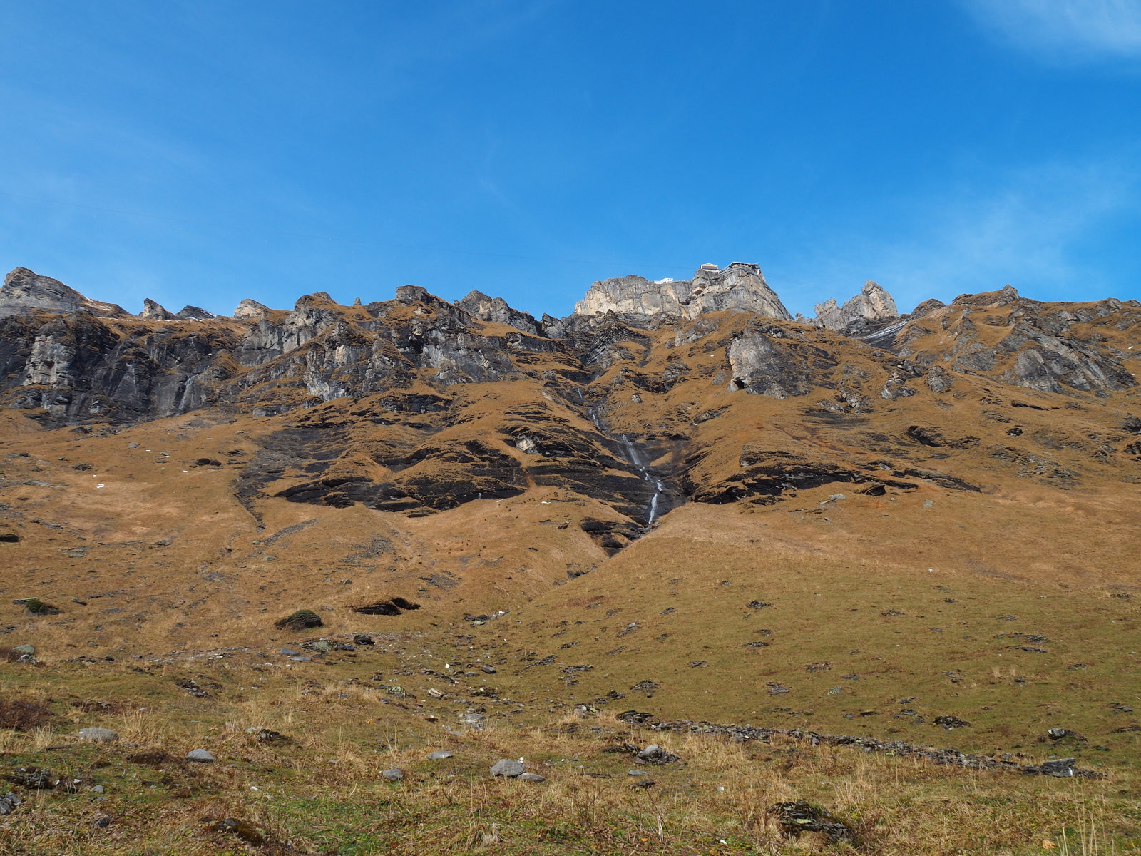 jobbra a Birg csúcsa látszik