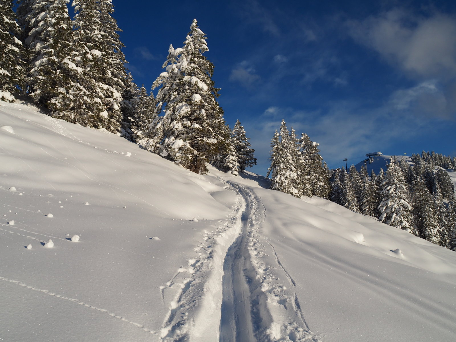 közeledek Hoch Ybrighez