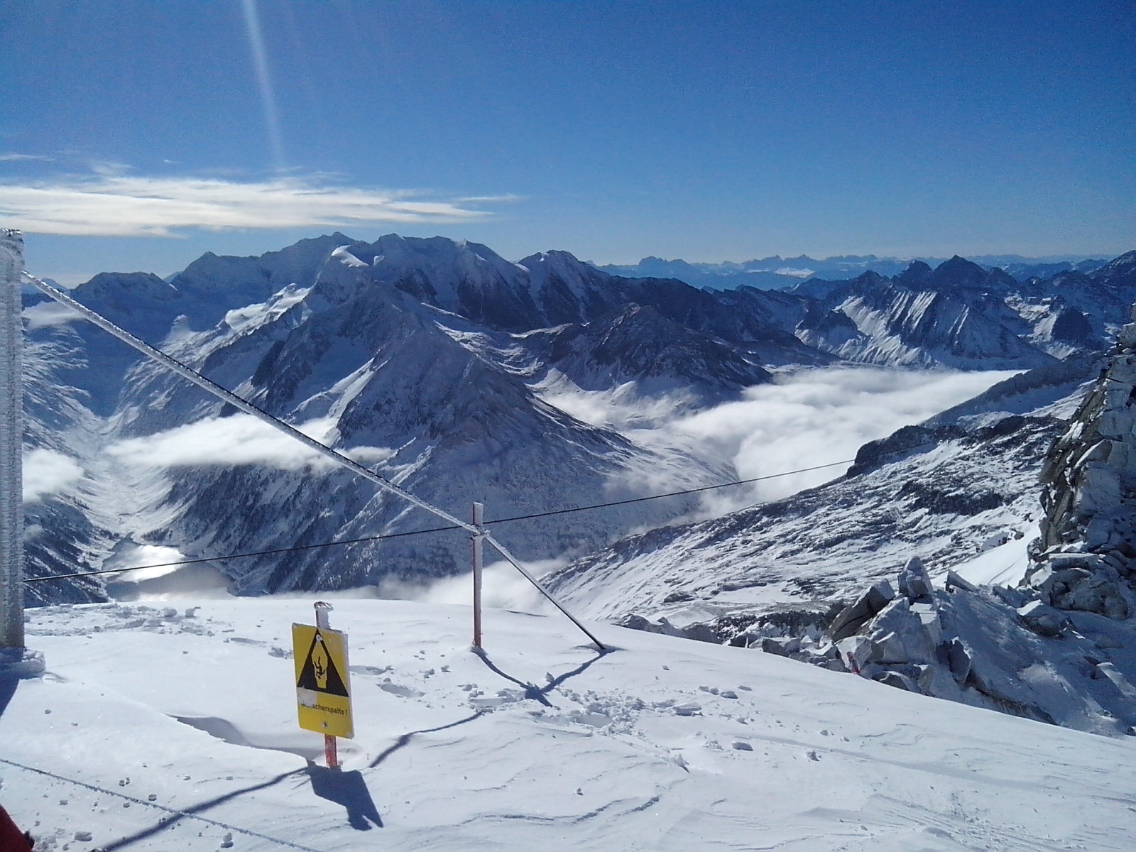 A Hintertux gleccser  a nagy havazás követő napon, 2014. október 24-én. Kattints a képre és nézd végig a teljes galériát!