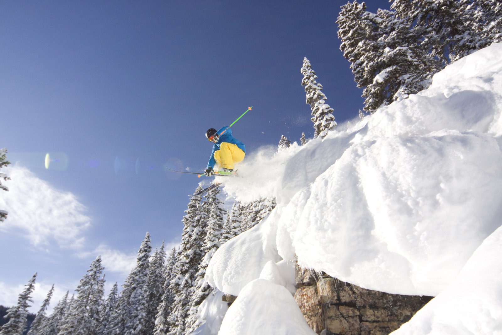 A mélyhósízés igen közkedvelt a Sziklás-hegységben - Fotó: Vail Resorts Inc