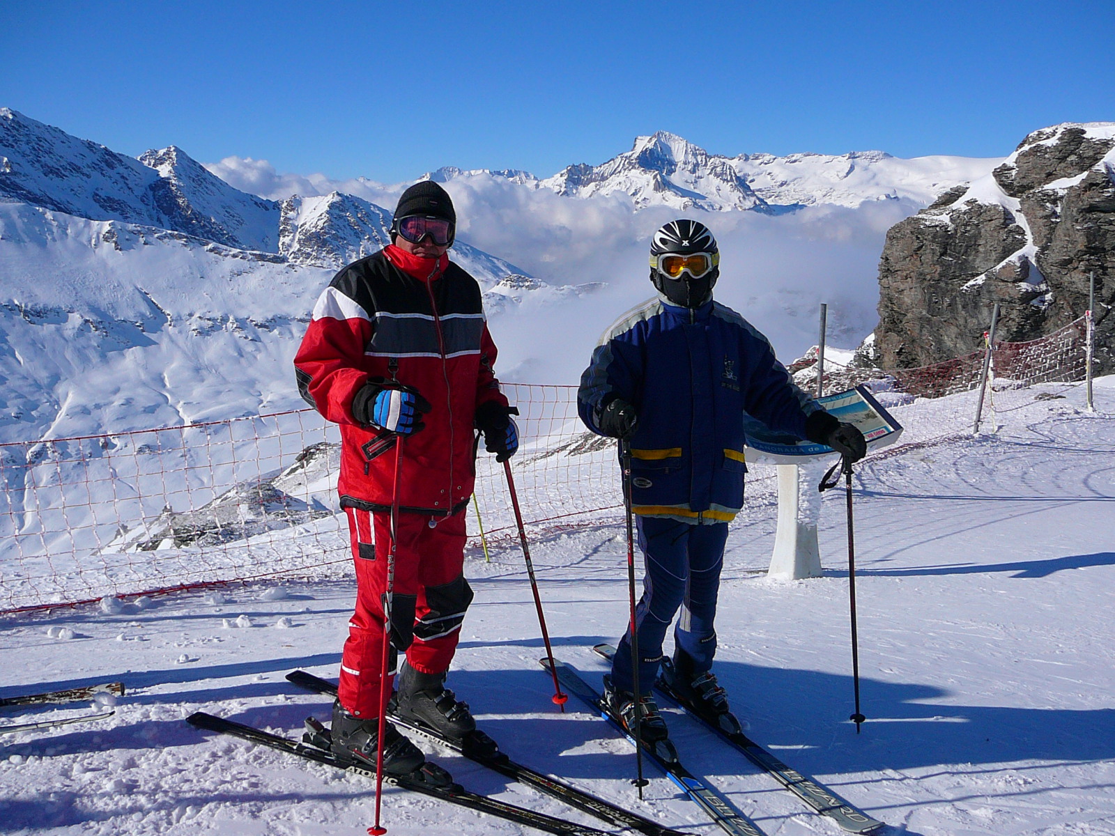 KILÁTÓ A TSF 4 MET TETEJÉN