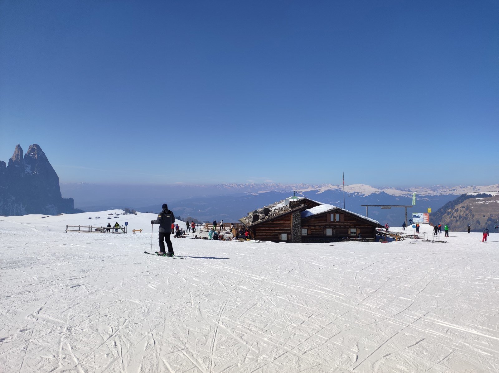 Alpe di Siusi, Laurin hütte