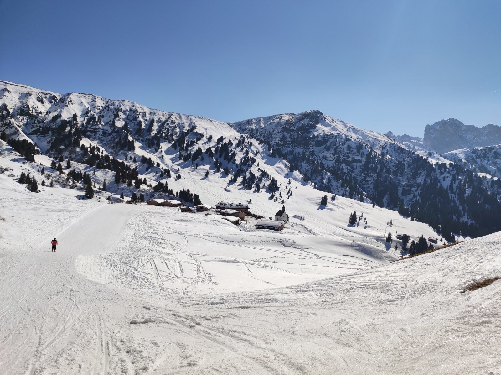 Alpe di Siusi, a Florian felvonó tetejétől induló 34-es pálya