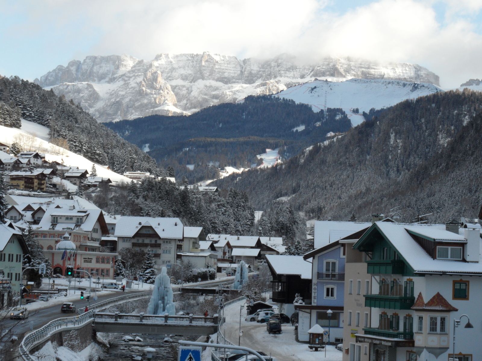Panoráma Ortiseiből a Sella Gruppe-ra