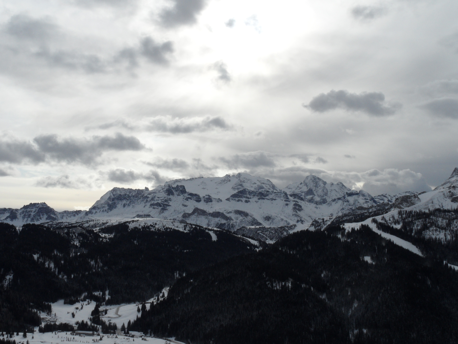 Sella Ronda - a Marmolada a Col Alto-ról