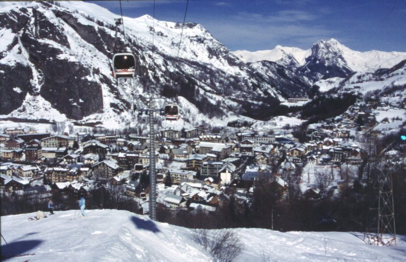 Setaz felé vivő kabinos lift