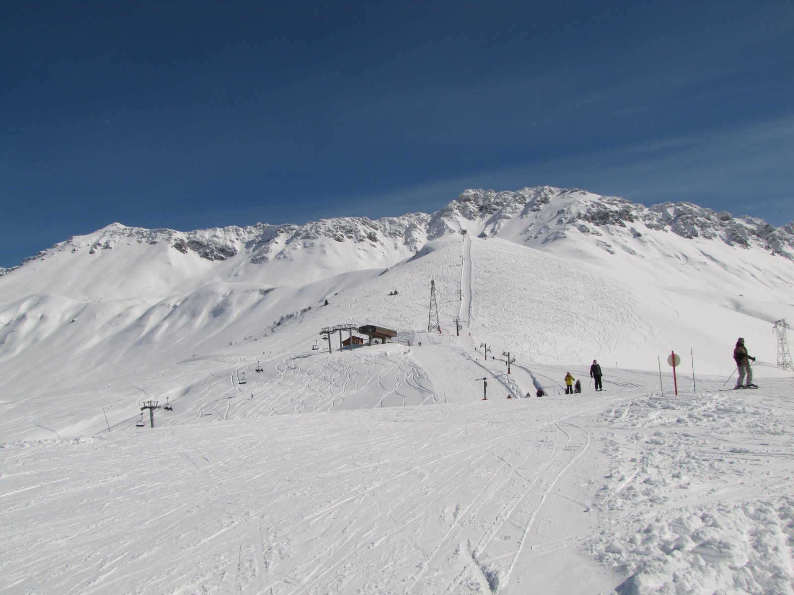 A Marquis ülős és Schuss húzós felvonók