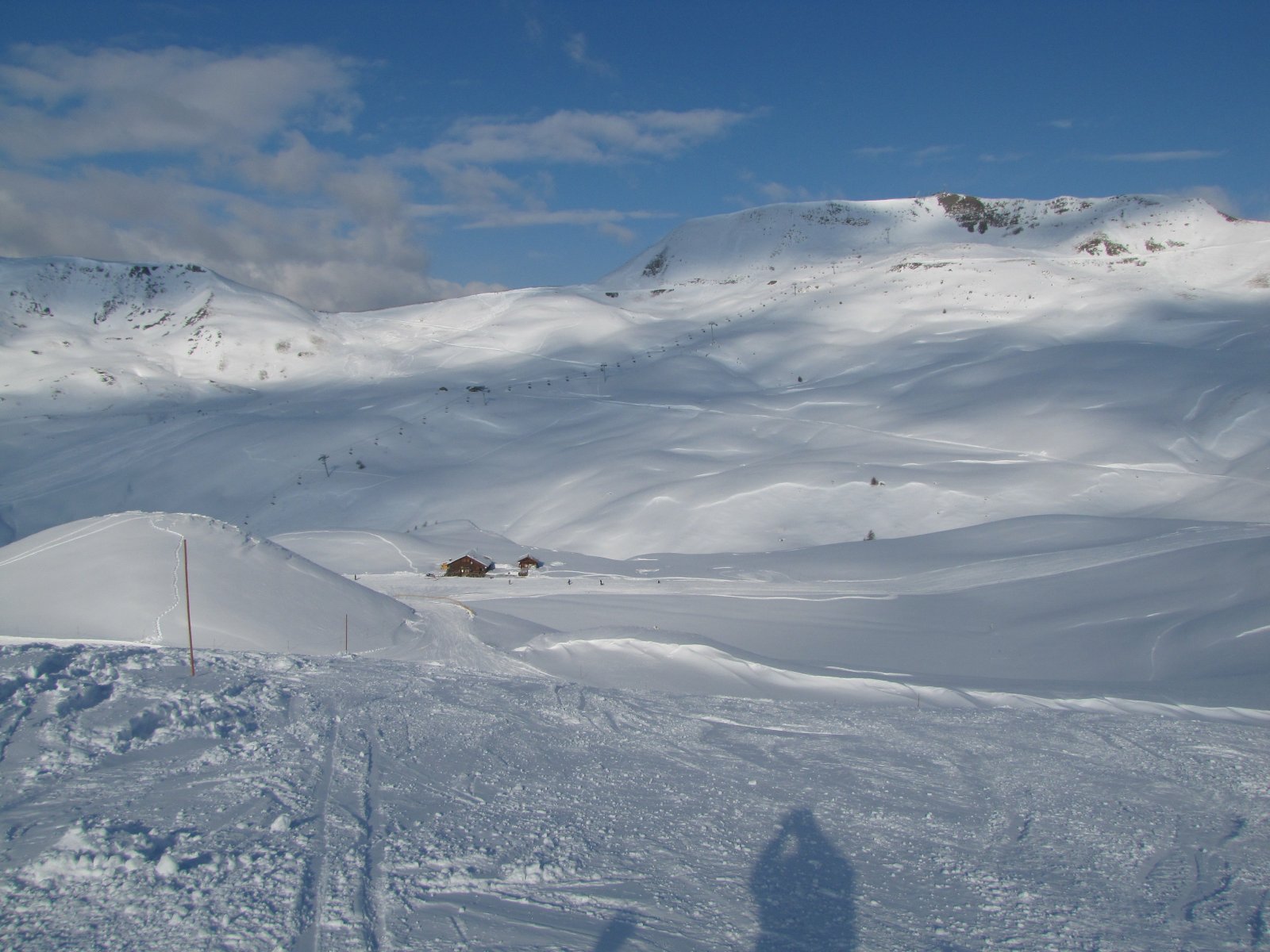 A Clos Chardon pálya, szemben a Razis felvonó