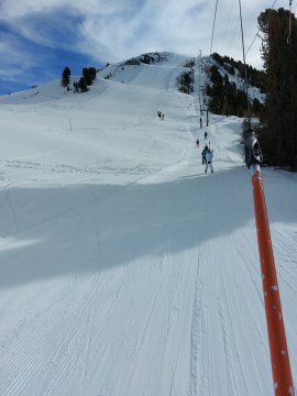 Veysonnazi részen a 17 Cheminié pályára felfelé igykezeve