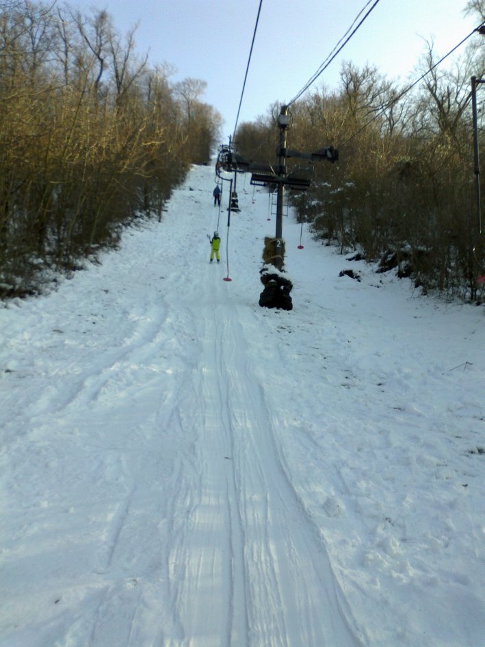 A tárcsás felvonóval,