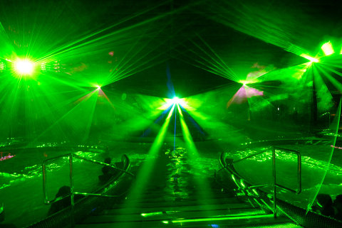 AquaCity-LaserShow-02.JPG