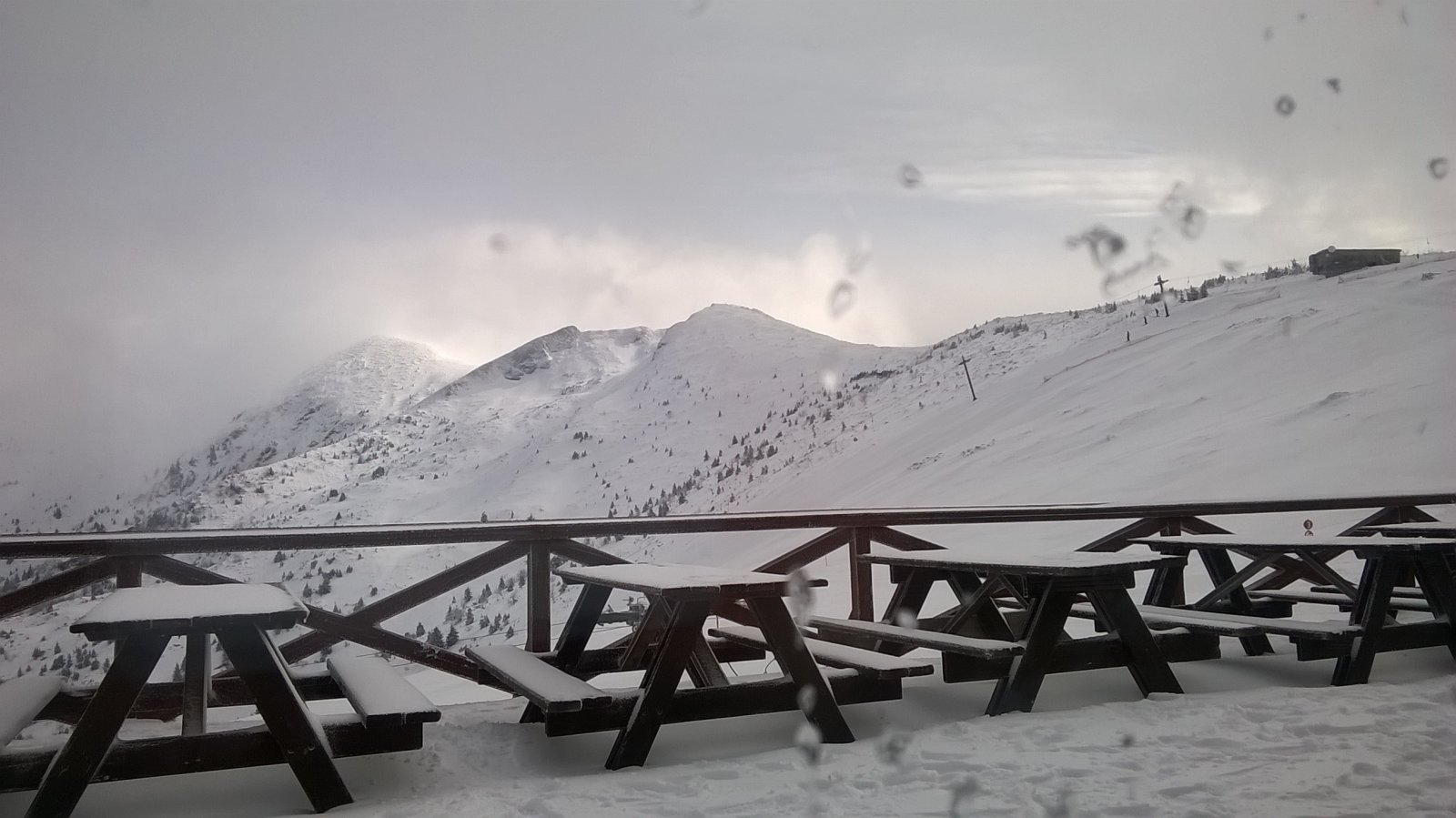 Chleb csúcsa a melegedőből