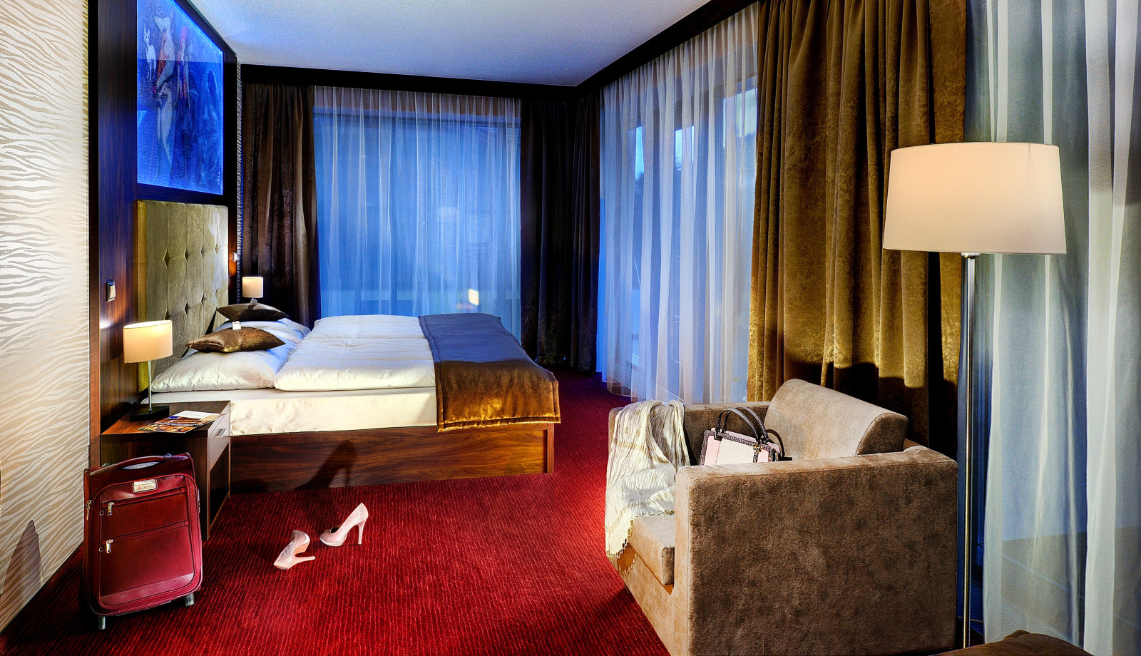 Praslicka háromágyas szoba