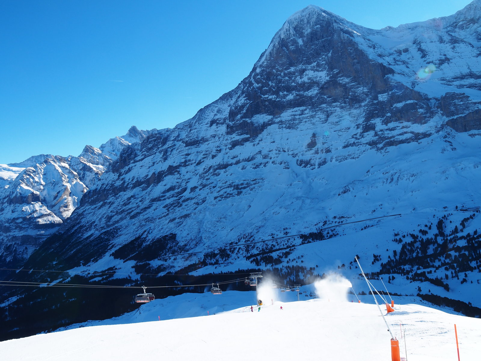 hóágyuznak ezerrel