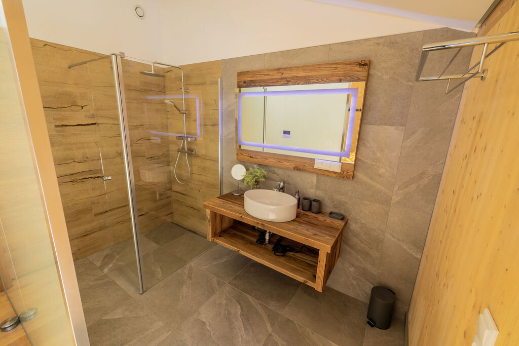 13-as, 3 szintes sorház