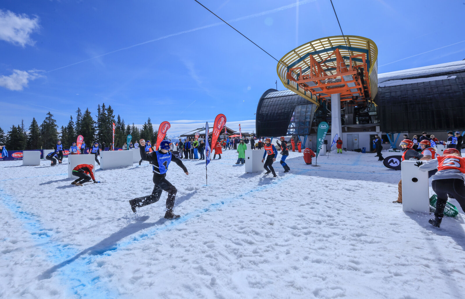 A Yukigassen egy csapatjáték, amely 1988-ban alakult ki a japán Hokkaidó szigetén