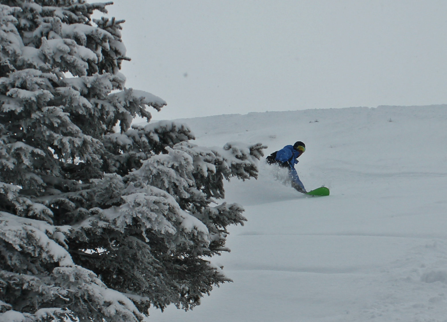 A Kettingbahn melletti erdőben melegítünk be