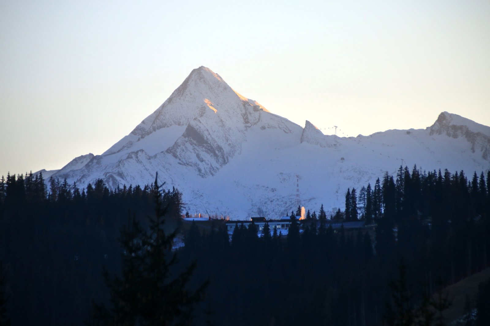 A havas Kitzsteinhorn (3204 m)
