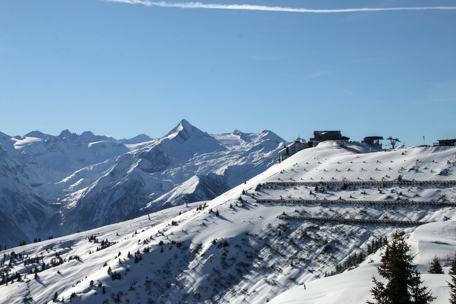 Zell am See teteje, hátul a Kapruni gleccser köszön vissza