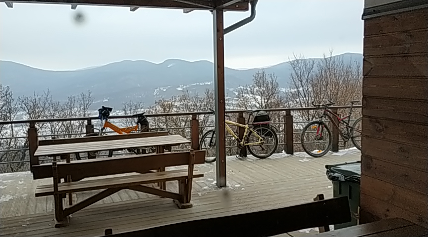 Kilátás a regéci várból ma délben mínusz 10 fokban