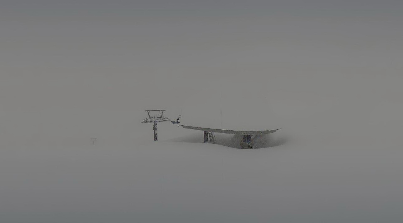 Loser: így néz ki most a behavazott liftállomás