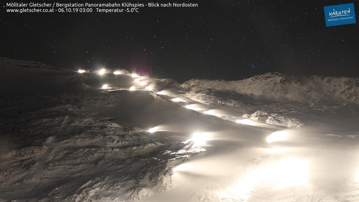 Látványos hóágyúzás Mölltalon (Karintia) vasárnap hajnalban - Fotó: gletscher.megacam.at