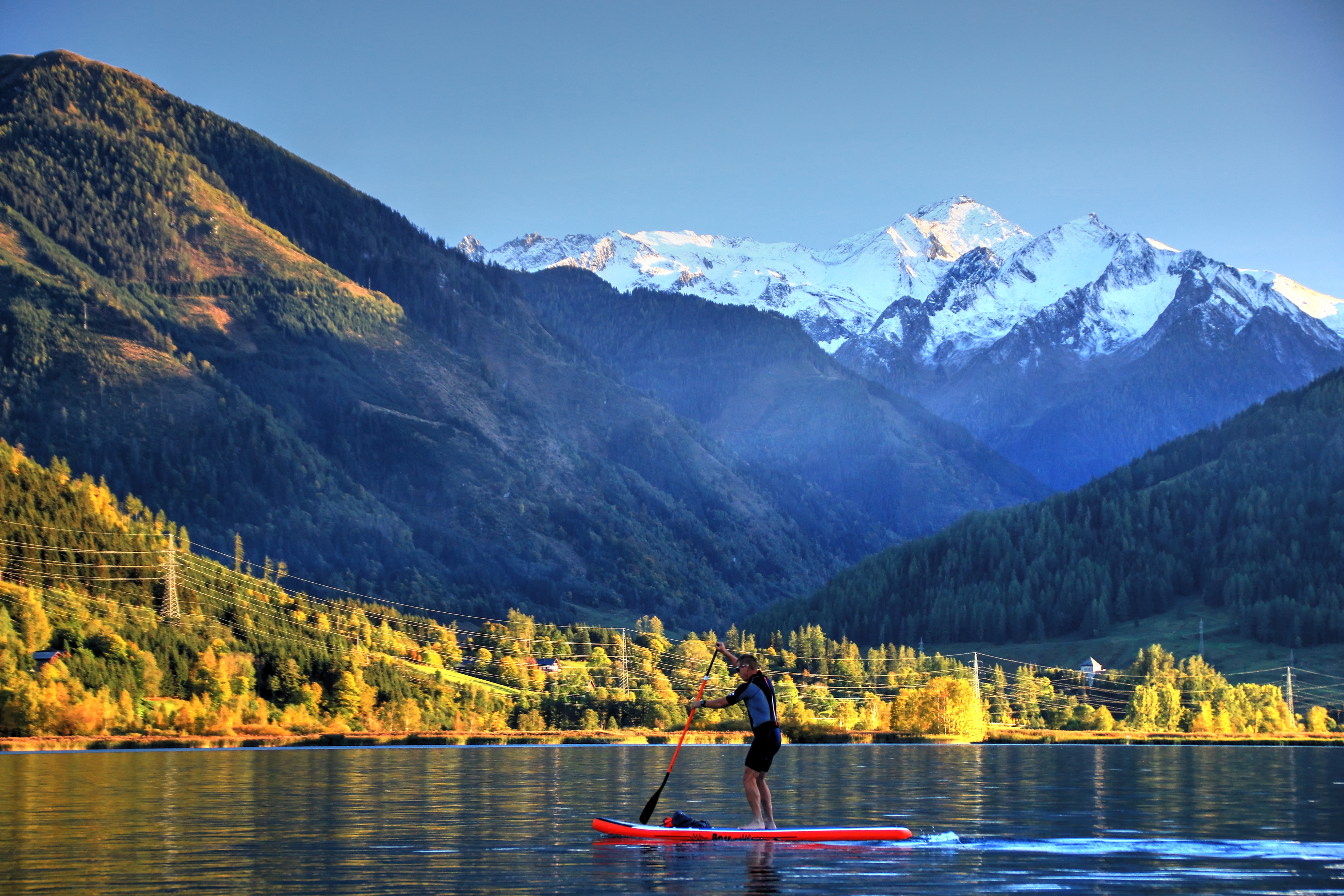 Őszi táj a régióban, a Magas-Tauern hegyei már fehérek - Fotó: Stánicz Balázs (Stani)