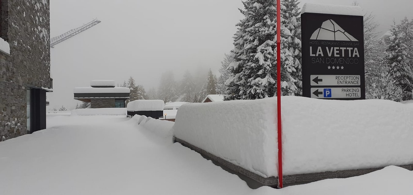 San Domenico a falu központjában, az egyik lifthez közel