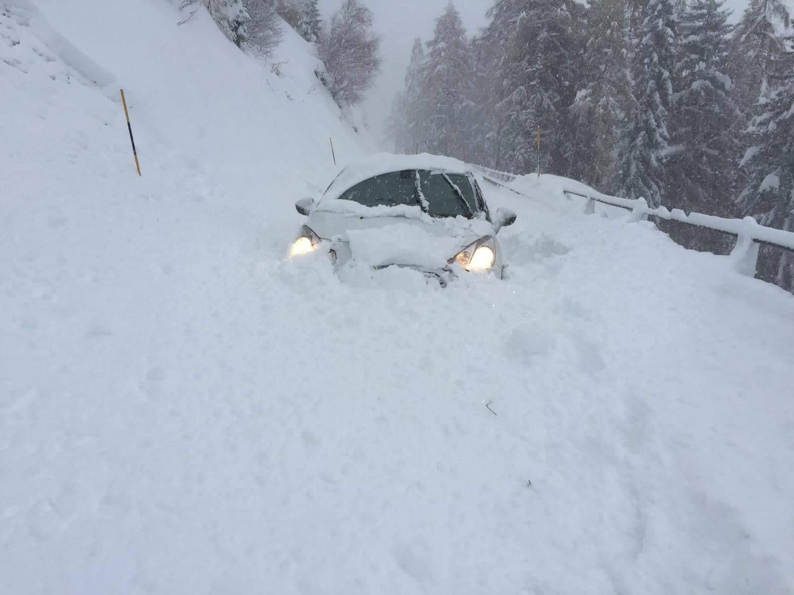 Kisebb lavina Tonale környékén