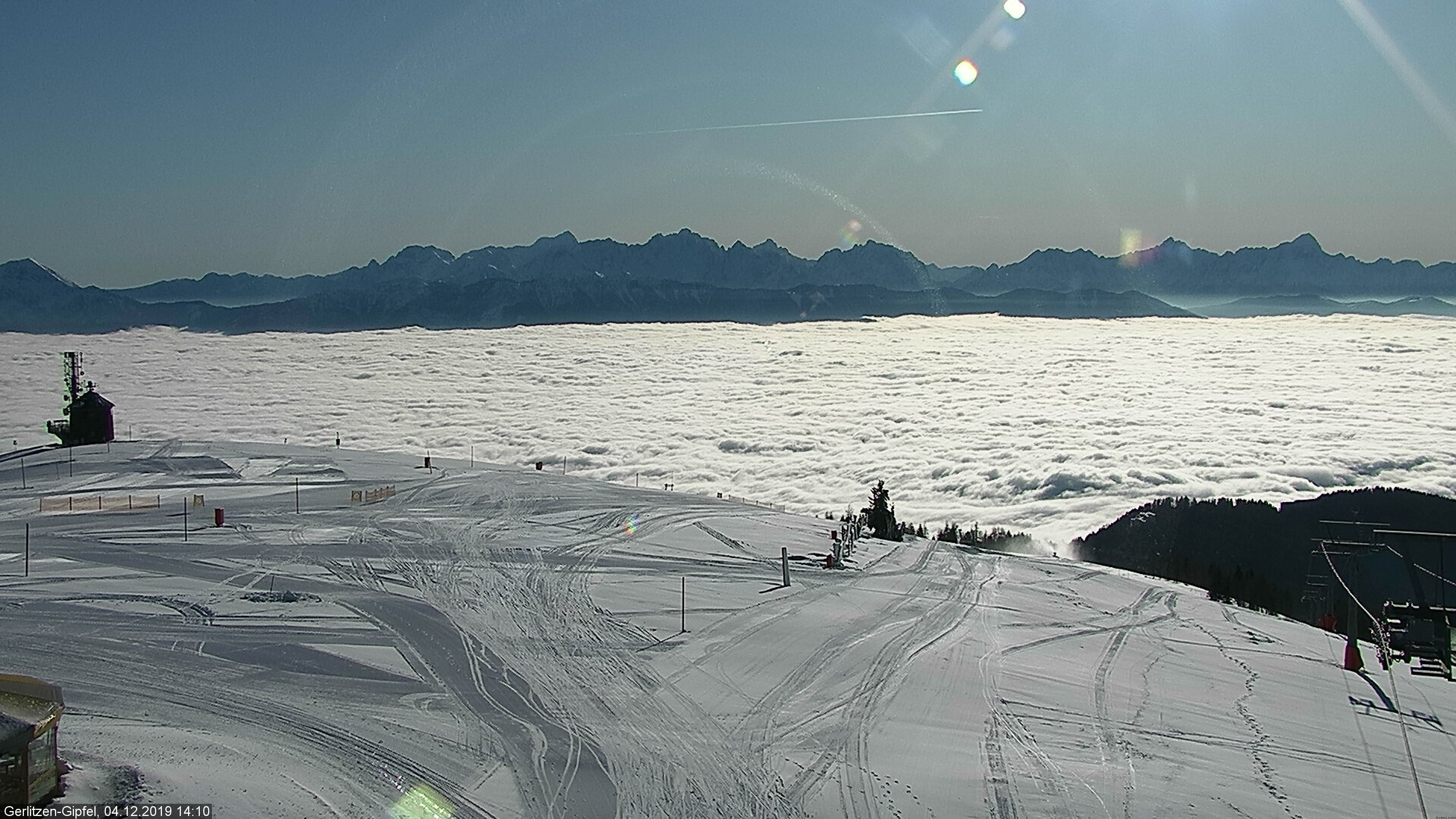 Webkamera 1911 méteren. A völgyben jó látszik a ködpárna