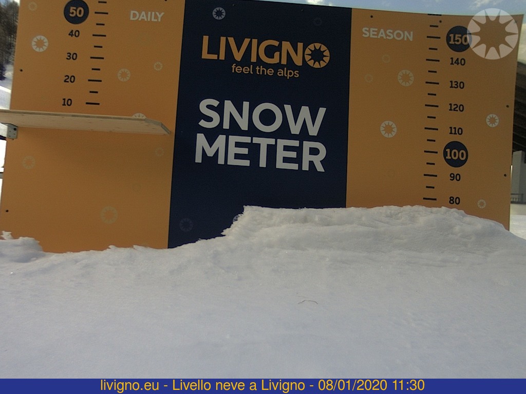 Hóvastagság tegnap a síterep alján