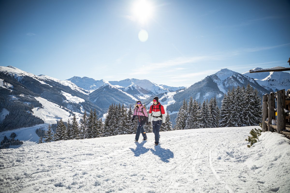 Téli túrázás Saalbachon ©Mirja Geh