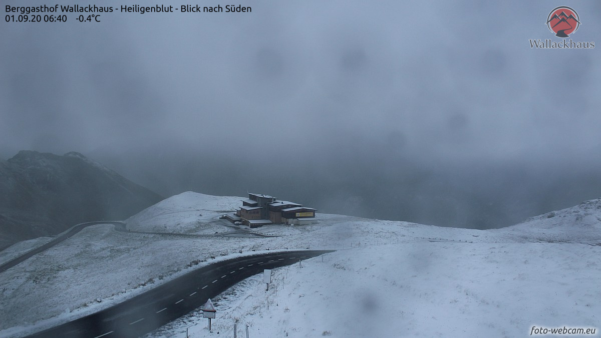 Kedd délelőtt a Grossglockner panorámaút is a fehérebbik arcát mutatta - fotó: foto.webcam.eu