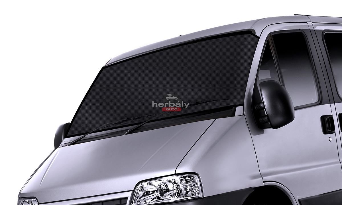 A CarPassion Zima védelmet biztosít fagy és jég ellen.